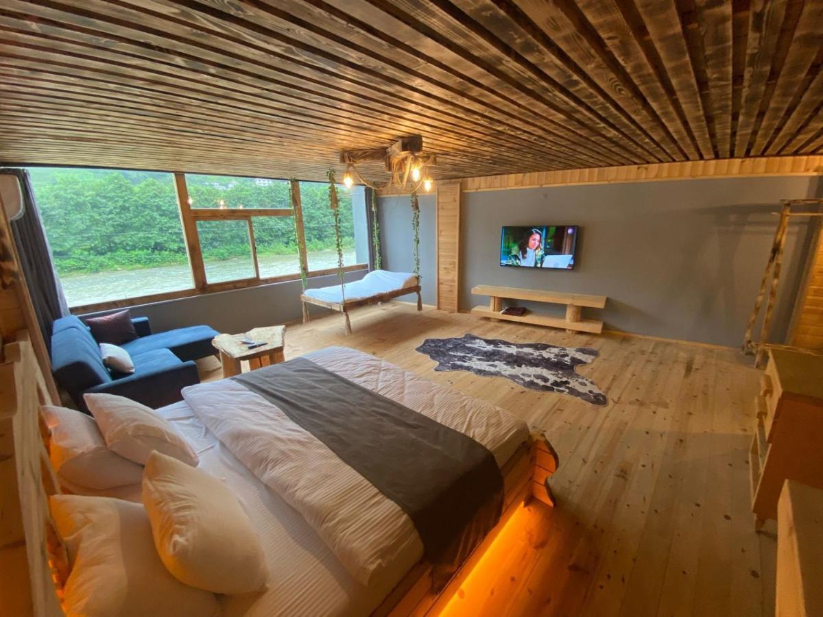 לינה וארוחת בוקר Ardeşen Heaven Vip Wooden Palace מראה חיצוני תמונה