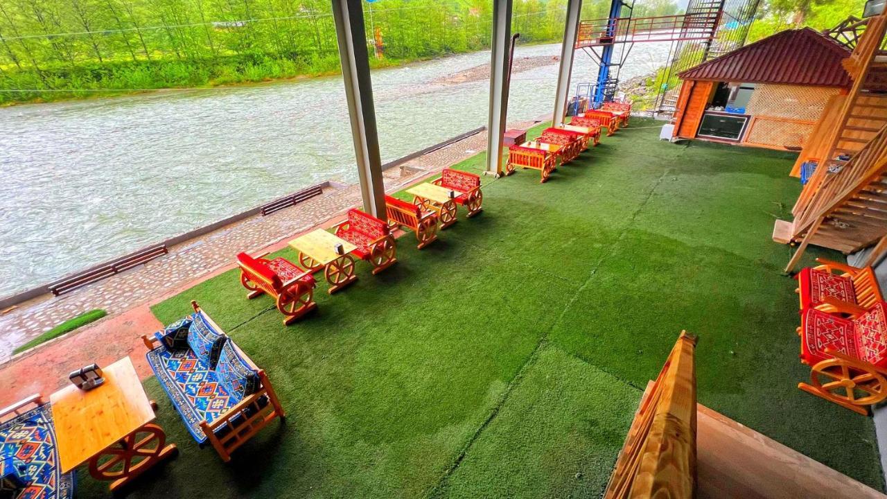 לינה וארוחת בוקר Ardeşen Heaven Vip Wooden Palace מראה חיצוני תמונה