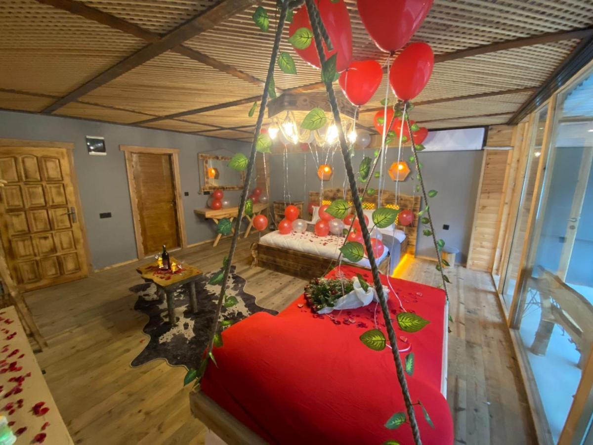 לינה וארוחת בוקר Ardeşen Heaven Vip Wooden Palace מראה חיצוני תמונה
