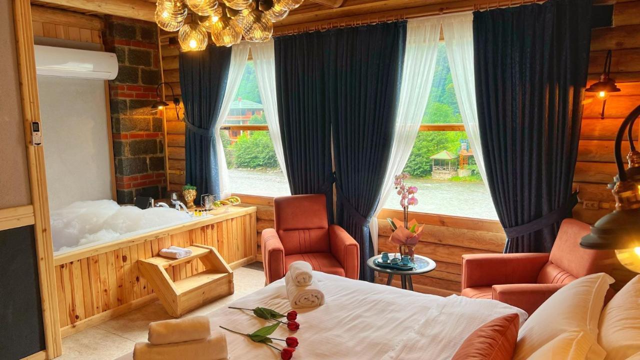 לינה וארוחת בוקר Ardeşen Heaven Vip Wooden Palace מראה חיצוני תמונה